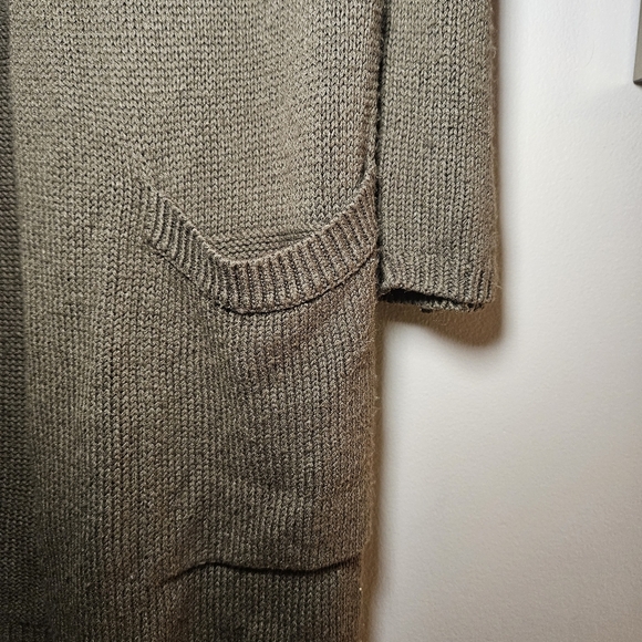 Massimo Dutti Long Olive Green Knit Cardigan - Picture 2 of 7